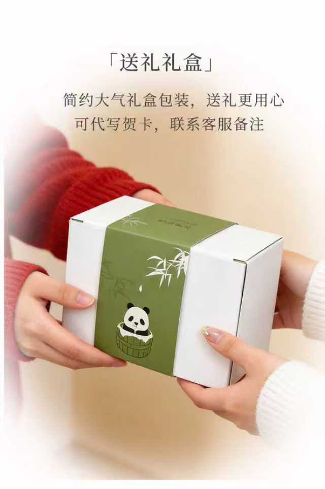 Ceramic Cute Panda Aromatherapy Ornament Car Air Freshener Home Indoor Flameless Fragrance Diffuser Gift for Friends