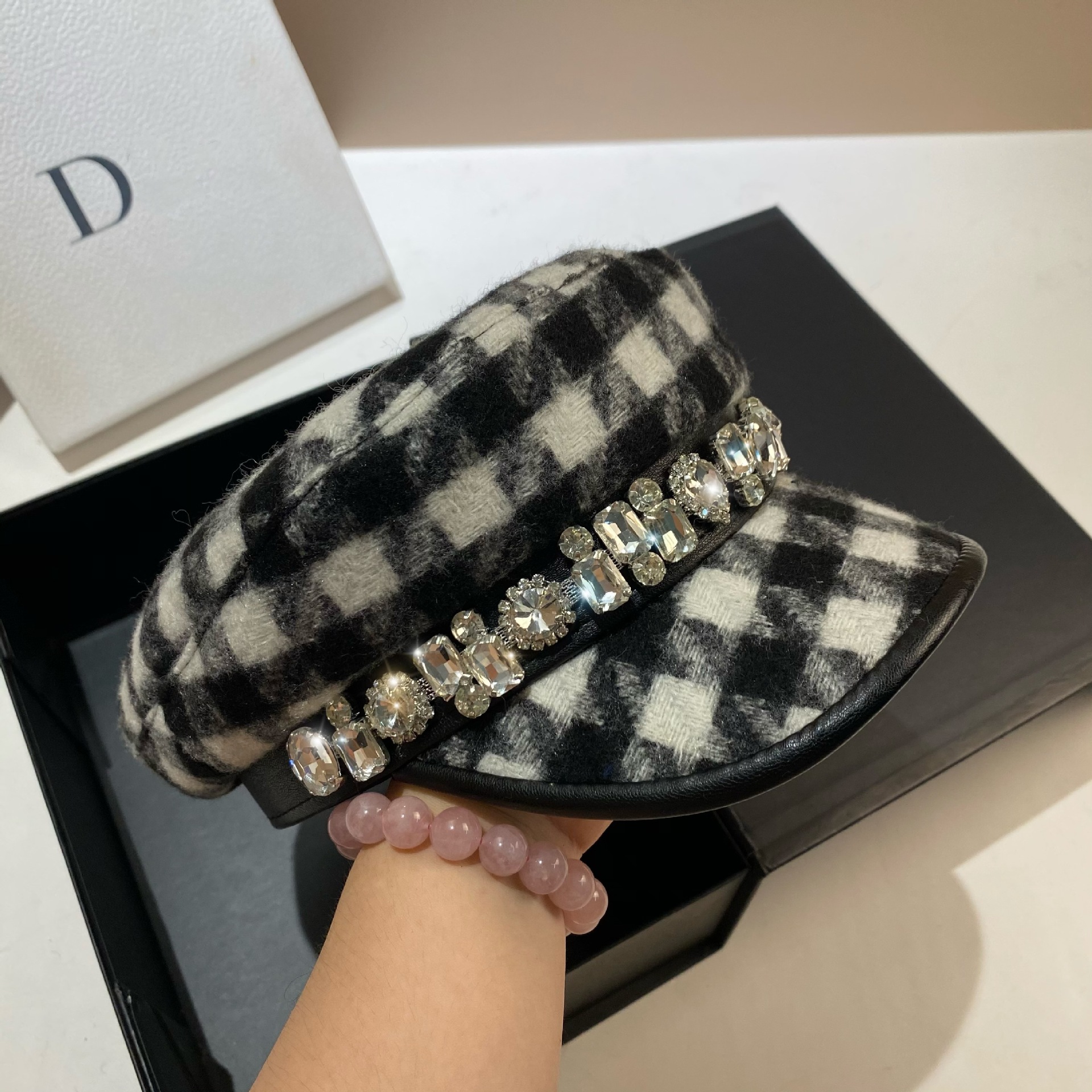 Autumn and winter light luxury niche rhinestone navy Korean version Xiaoxiang style sub woolen newsboy fashionable_voghion.com