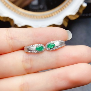 New natural emerald earrings S925 silver inlaid main stone 3*5mm Joker net red explosions women's jewelry wholesale