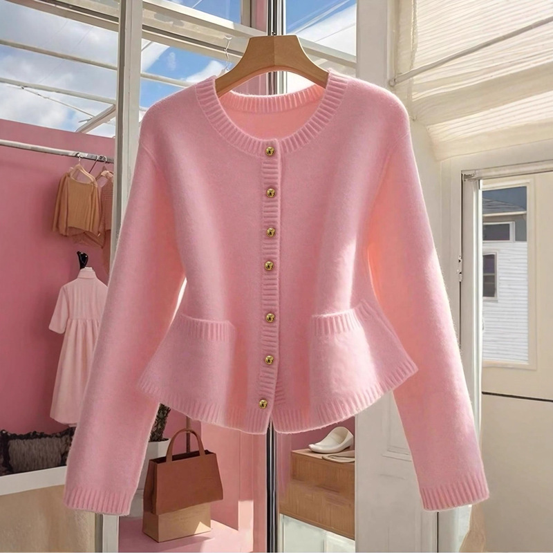 Cross-Border European and American Knitwear Fashionable Waist Ruffled Hem Short Cardigan Metal Button Decoration Women's Knitwear