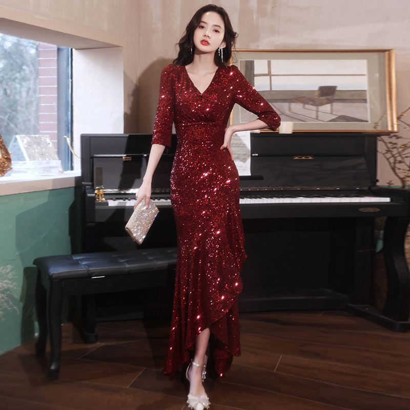 Red Heavy-Duty Evening Gown for Women 2026 New Long Sequined Mermaid Dress for Elegant Hostess at Banquets