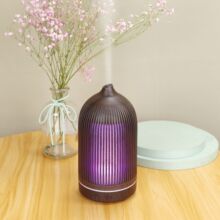 七彩香薰灯香薰机 超声波雾化迷你桌面加湿器 家用卧室木纹香薰机