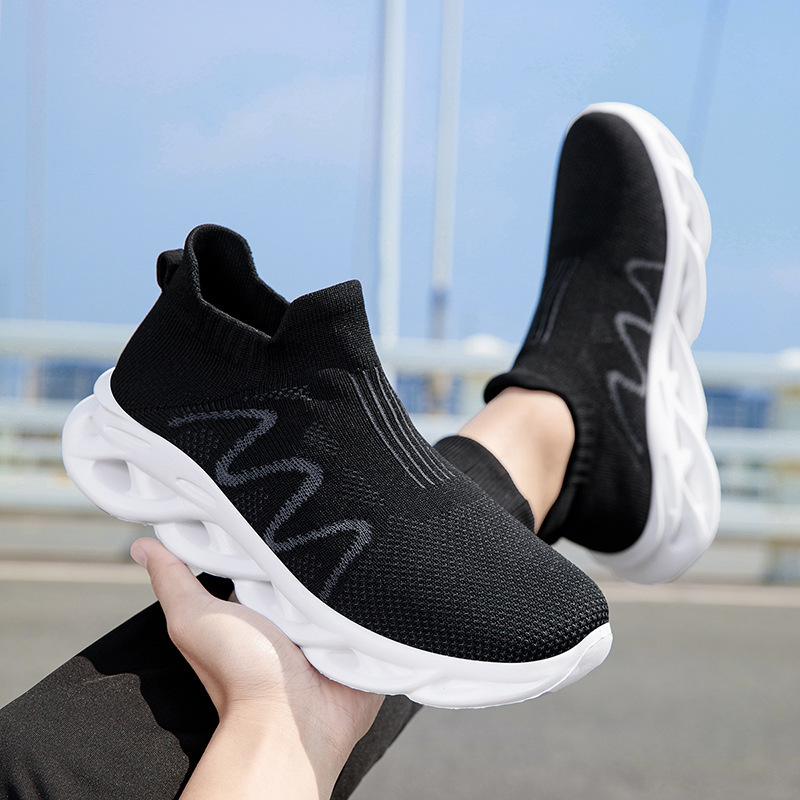 Cross-Border Socks and Shoes for Couples, Lazy Slip-On Socks and Shoes for Men, Summer Sports Breathable Mesh Shoes for Women