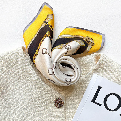  Autumn and Winter New Light Luxury Chain Silk Small Square Scarf Women's Two-Purpose Decorative Mulberry Silk Scarf Warm Scarf Women