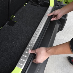 Foreign trade all-inclusive 19-21 JIMNY JB64/JB74 rear guard trunk threshold strip