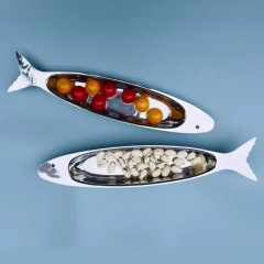 304ステンレス小魚皿魚の形の皿に調味料をつけます。