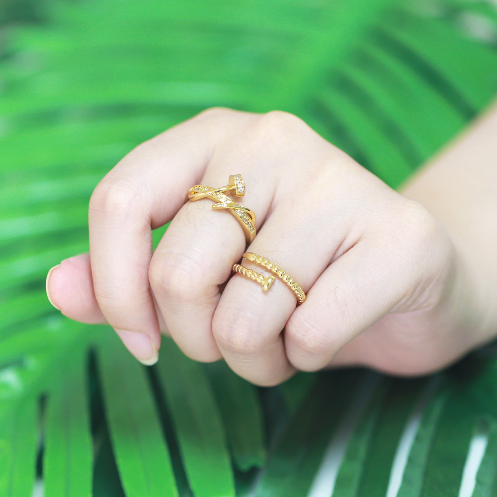 Fashion Simple Hollow Heart-Shaped Solid Color Copper Ring