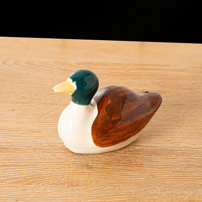 Adorno Flotante de Cerámica para Peceras y Decoración de Té