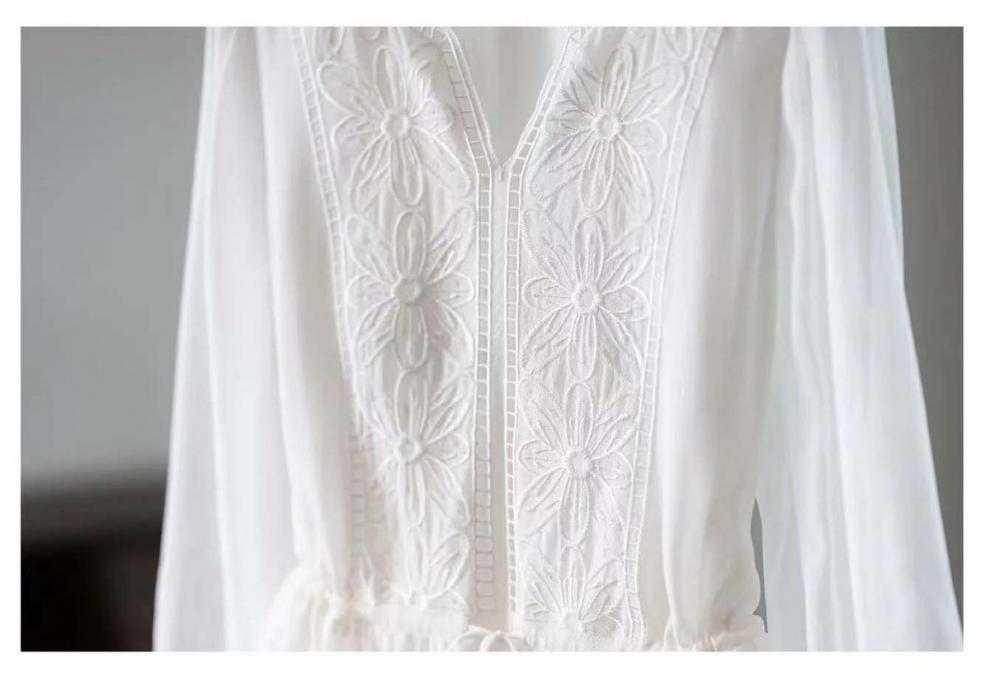 Elegant White Embroidered Chiffon Dress Loose Holiday Long Skirt V-neck Polyester Fabric A-line Silhouette New Style display picture 4