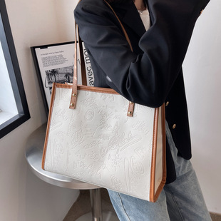 �μ���ϵ���ذ���������Ů�ﶬ2026�¿�r�к��s���insͨ�ڰ�