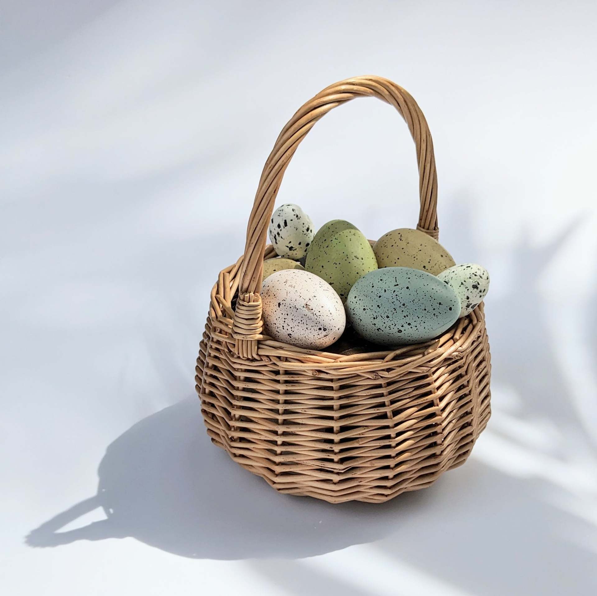 Canasta de Pascua de mimbre transfronteriza, cesta de frutas y verduras de mano doble de ratán hecho a mano, cesta de picnic de recolección de frutas al aire libre