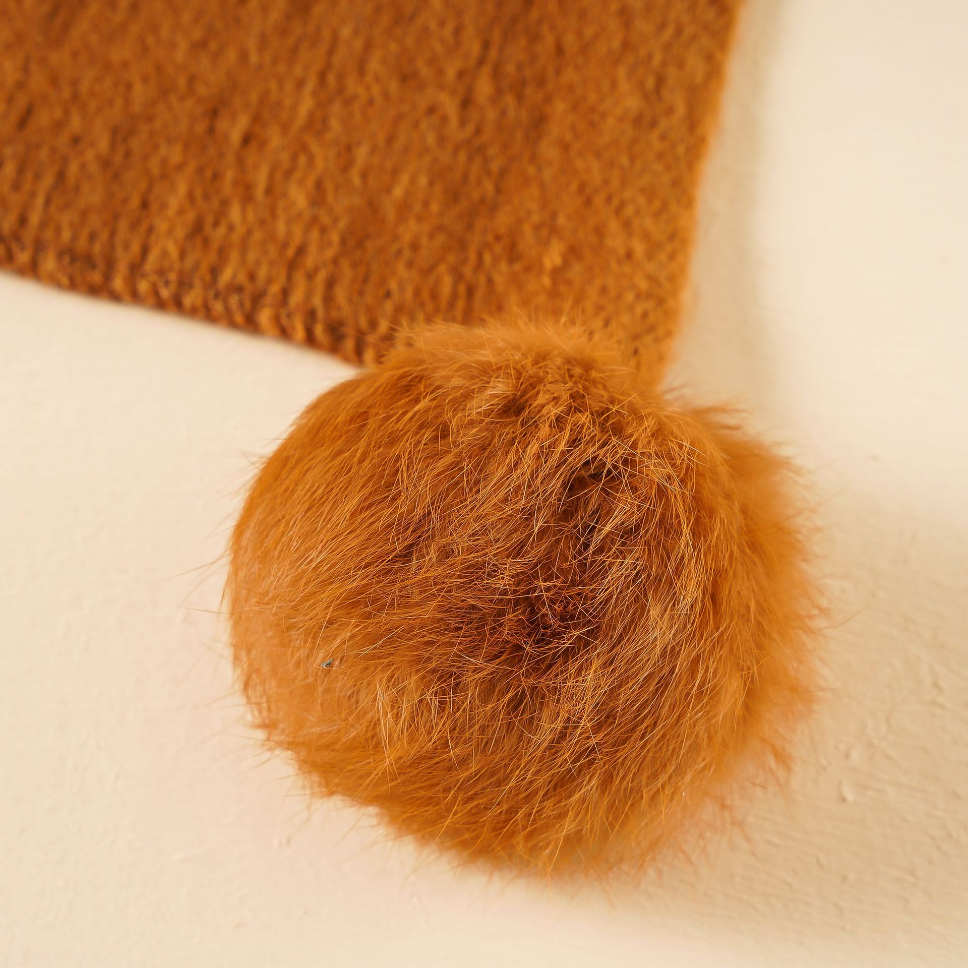 Bufanda DE LA MANERA Bola de piel de las mujeres de invierno de la Cachemira-como elegante color sólido estilo coreano de moda todo fósforo bufanda caliente