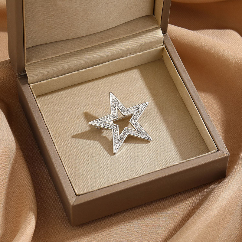Five-pointed Star Brooch For Women & Men Luxury Lapel Pin_voghion.com