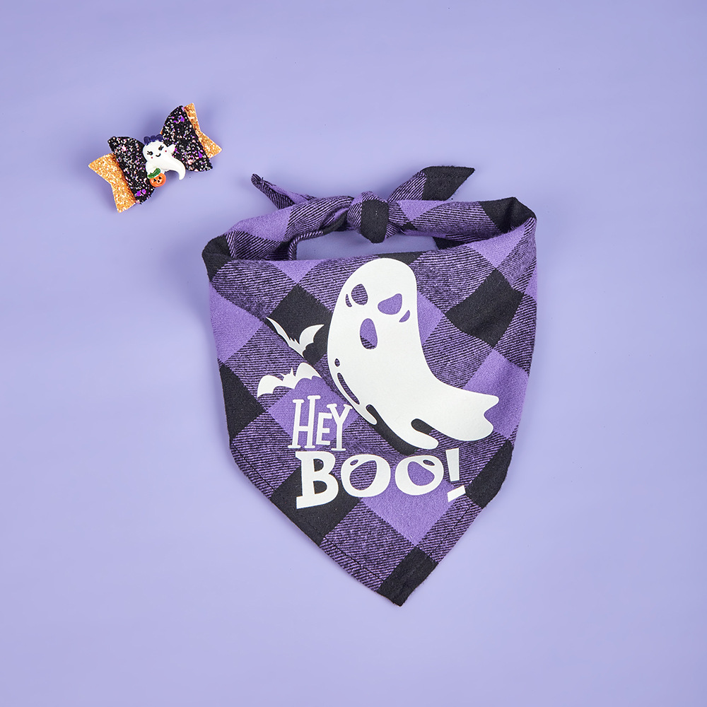 Transfronterizo a rayas de Halloween bufanda luminosa calabaza cráneo impreso triángulo toalla mascota perro saliva toalla al por mayor