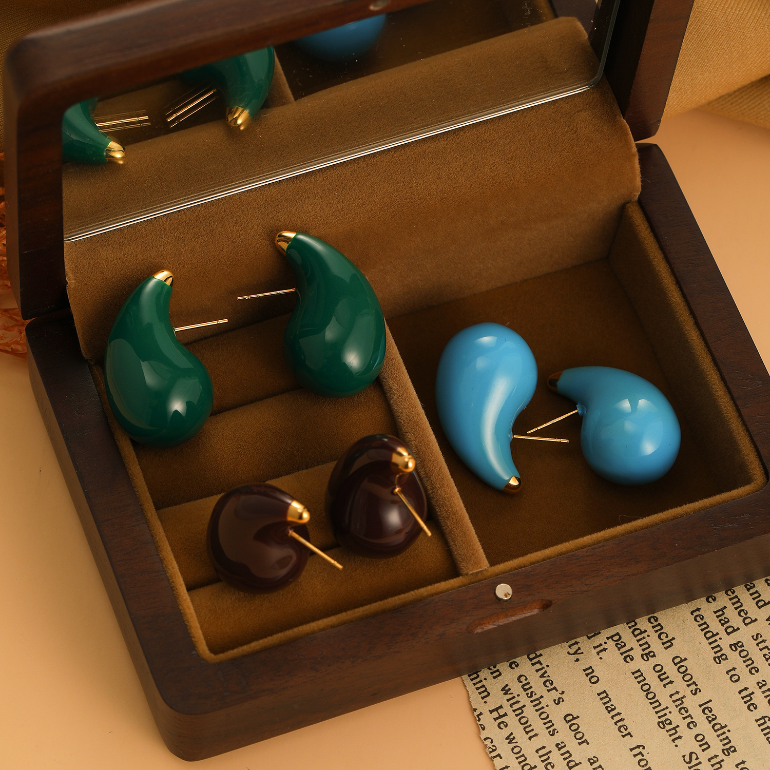 Daily, Selfie Occasion Stainless Steel Material 1 Pair Elegant Vintage Style Geometric Water Droplets Solid Color Epoxy Stainless Steel Ear Studs