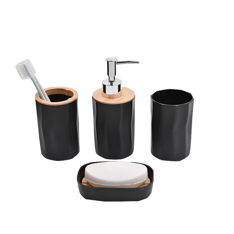 Cubierta de bambú y madera de plástico de baño de cuatro piezas de almacenamiento de cubierta de inodoro estante de tazas de dientes fabricantes de baño al por mayor