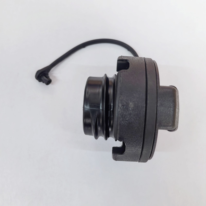 Suitable for Passat Polo Bora Golf Fuel Tank Cap Fuel Tank Lock 1J0201550A 1H0201553B