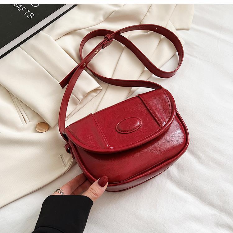 Women's Small Pu Leather Solid Color Fashion Square Flip Cover Crossbody Bag display picture 18