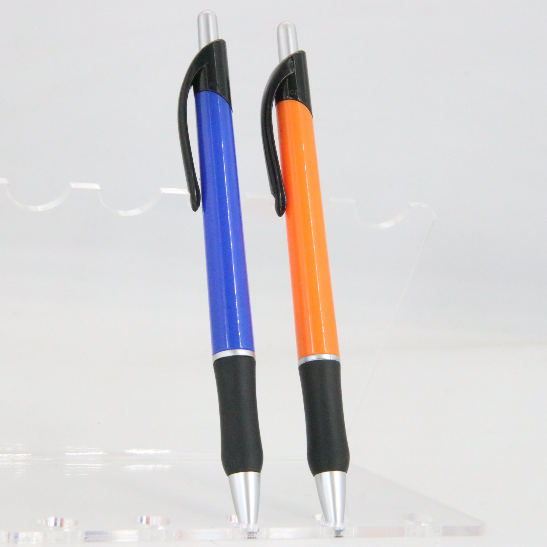 Prensa de plástico bolígrafo Bullet recarga láser logo Oficina suministros escolares fábrica al por mayor