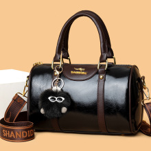 �羳���N�͹�С����ʿ�D�������Ů�¿��p�ݕr�����^���μ�б���