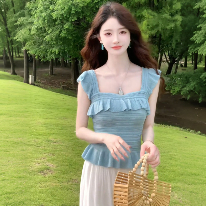 レッドフリルスクエアカラースモールフライングスリーブニットベスト女性の夏の美しいピンチウエスト痩身トップ女性の服|undefined