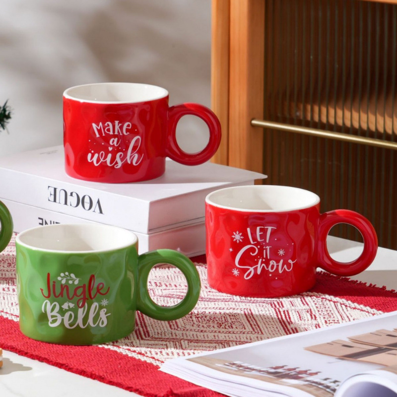 Ventas calientes de tazas de cerámica de Navidad, tazas de oficina de alto valor, tazas de cerámica de Santa Claus al por mayor, oferta transfronteriza