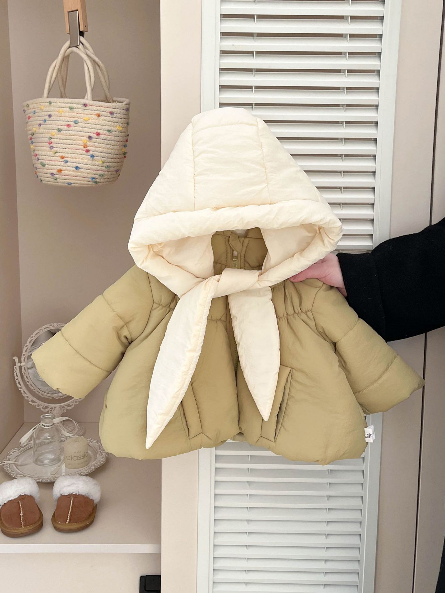 Niña adorable ropa de algodón de invierno para bebés extranjeros gruesa ropa de pan caliente ropa de invierno para bebés coreanos chaqueta de sombrero