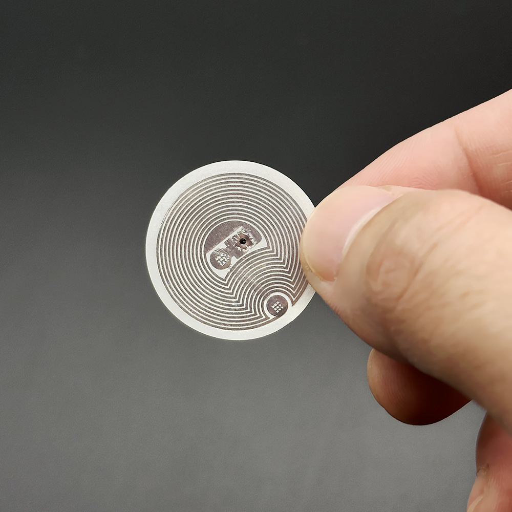 nfc213���ӱ�ǩ25MMԲRFID��ǩ13.56Mhz������NFCоƬNTAG213��ǩ