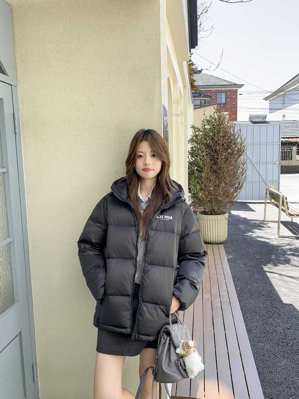 韩版短款羽绒服女连帽2025冬季新款小个子宽松加厚面包服冬外套潮|undefined