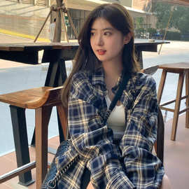 幂式穿搭格子衬衫女装慵懒风复古宽松衬衣开衫外套防晒上衣薄款秋