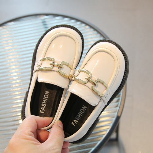 Children's leather shoes, spring and autumn loafers, new buttons, British style, fashionable single-layer shoes, step-on, baby's shoes