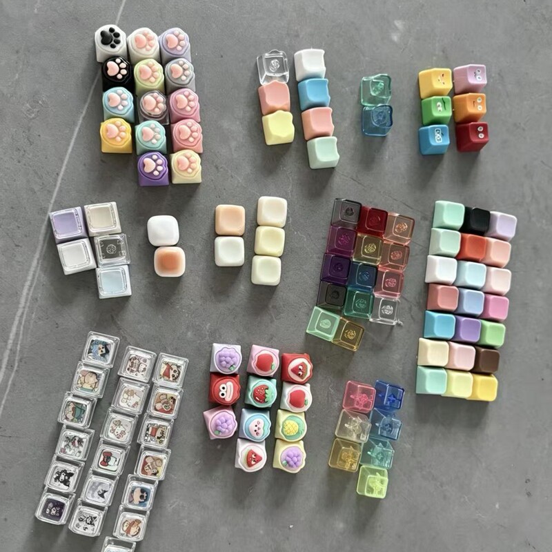 Personalized Keycaps with Cross-Axis, Universal Cat Paw, Fruit, Cartoon, Anime, Translucent Keycaps, DIY Small Custom Wholesale Personalized Keycaps with Cross-Axis, Universal Cat Paw, Fruit, Cartoon, Anime, Translucent Keycaps, DIY Small Custom Wholesale