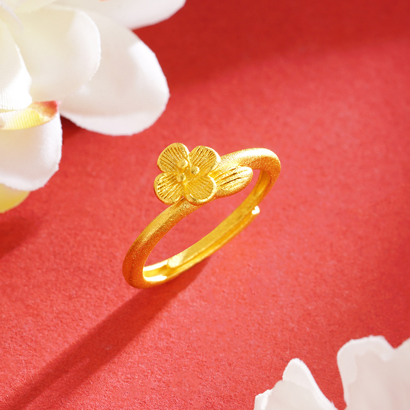 Nuevo anillo de oro de arena no se desvanece durante mucho tiempo diseño de nicho flor anillo de cola abierta estilo étnico joyería de oro de imitación de cobre