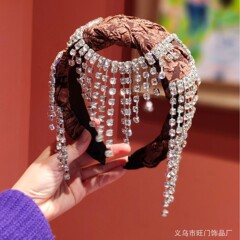 ネットの赤いフリンジの広い縁のカチューシャのフラッシュドリルの高い頭のトップのカチューシャの豪華な大気の頭飾りの冬は草のアクセサリーを配合します。