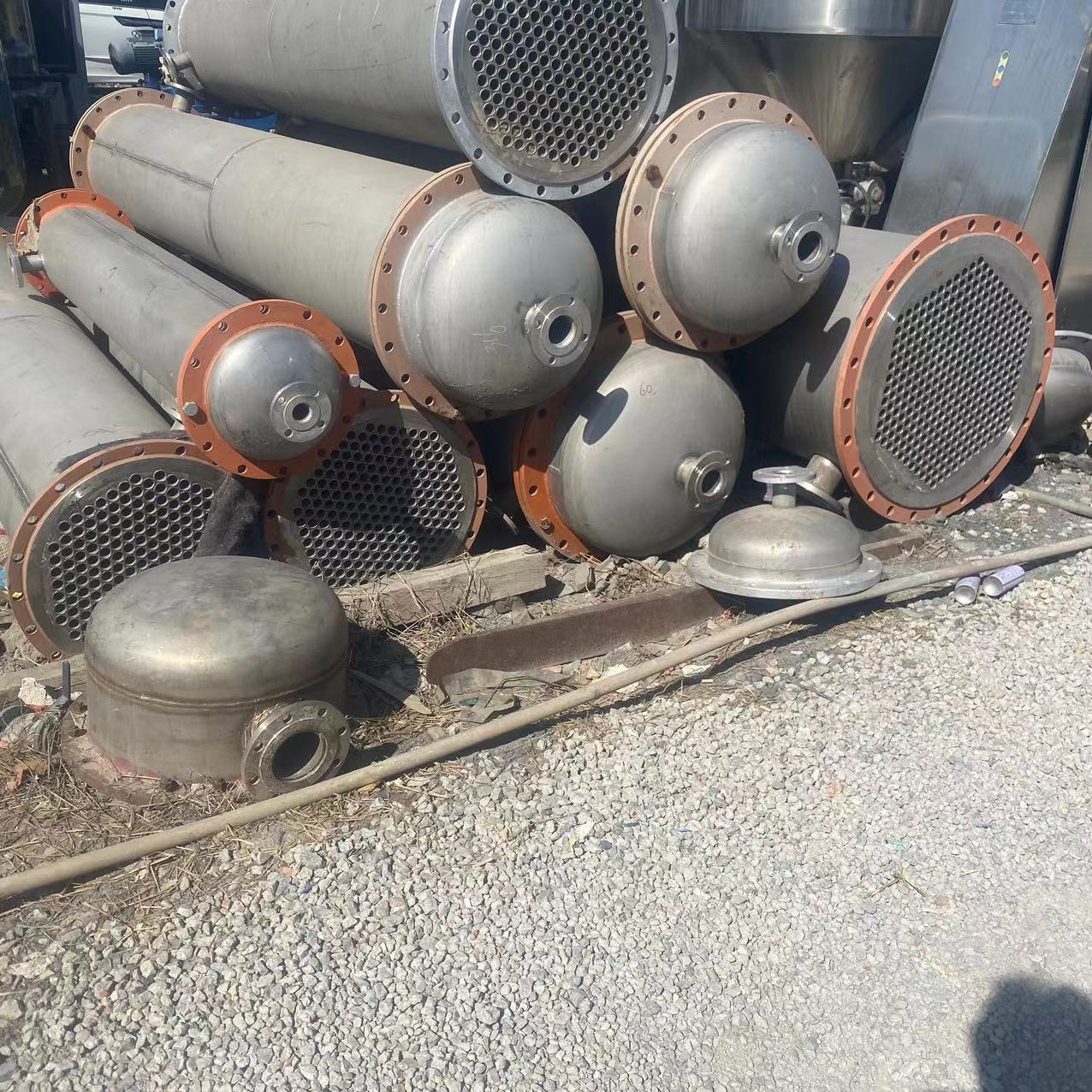 九成新二手化工冷凝器 304不锈钢冷凝器散热器 列管式钛材冷凝器