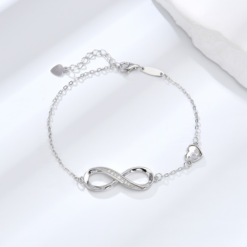 Cross-border caliente 925 plata esterlina amor europeo y americano viento infinito pulsera en forma de corazón cristal piedra mano joyería fuente fabricantes en stock