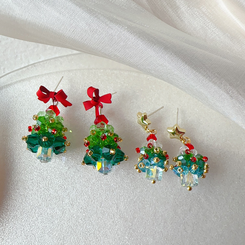Boucles d'oreilles en perles faites à la main pour fille mignonne avec nœud rouge et sapin de Noël_voghion.com