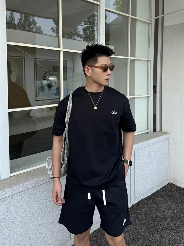 ALO 夏 2025 ルーズコットン大きいサイズ半袖 Tシャツトップスレディーストレンディな半袖 Tシャツメンズカップル同じスタイル|undefined