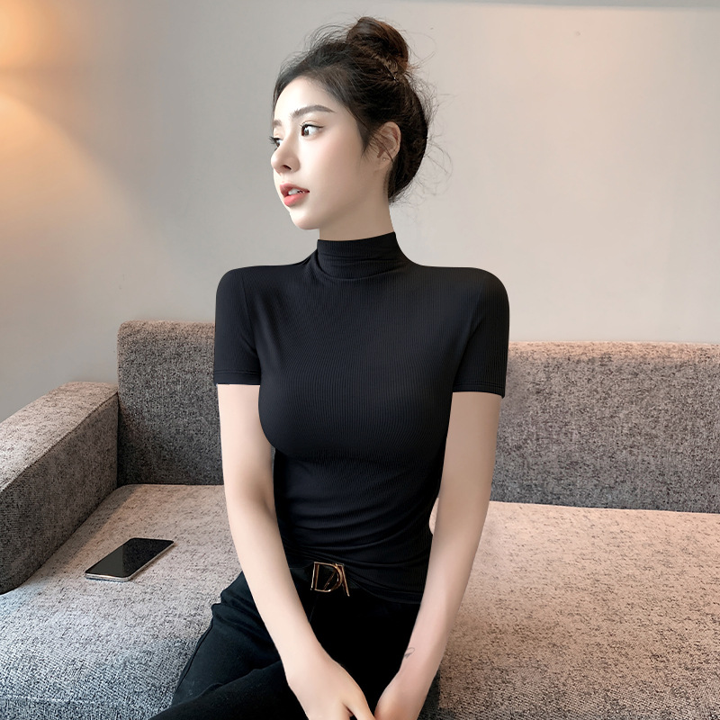 검은색