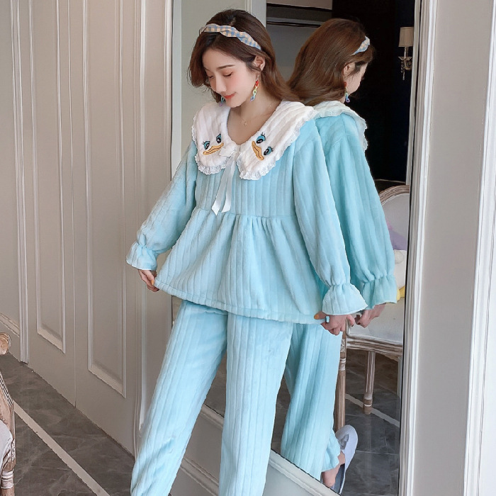 Sweet Girl Pink pijamas otoño e invierno cálido simple ropa para el hogar nuevo traje de terciopelo coral de terciopelo azul forrado de lana gruesa