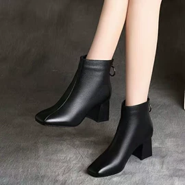 女式皮靴;高跟凉鞋;女式棉鞋