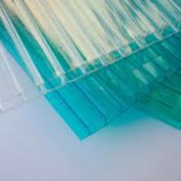 PC板厂家直供耐高温4毫米绿色阳光板量多价优PC阳光板