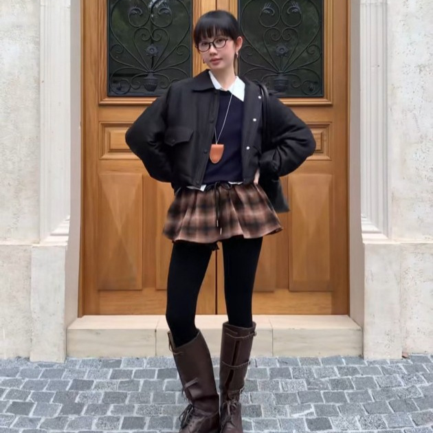 Burlili Vertical Striped Thin Outerwear Smoky Gray Segmented Pressure Tight Leggings 260g Wholesale