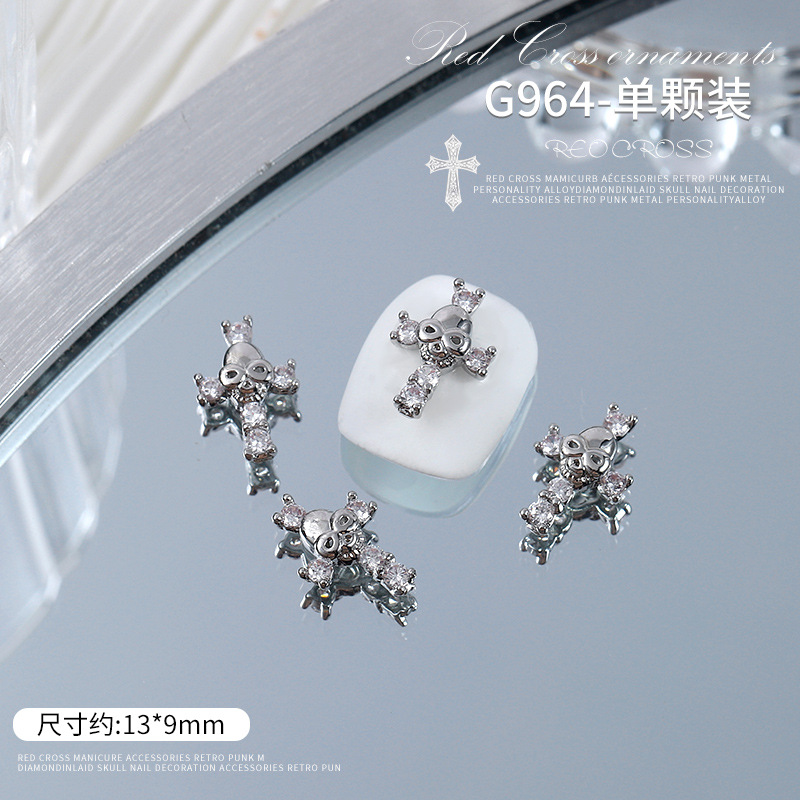 Red Cruz Roja marco joyería de uñas vintage punk metal personalidad aleación diamante incrustado cráneo decoración de uñas