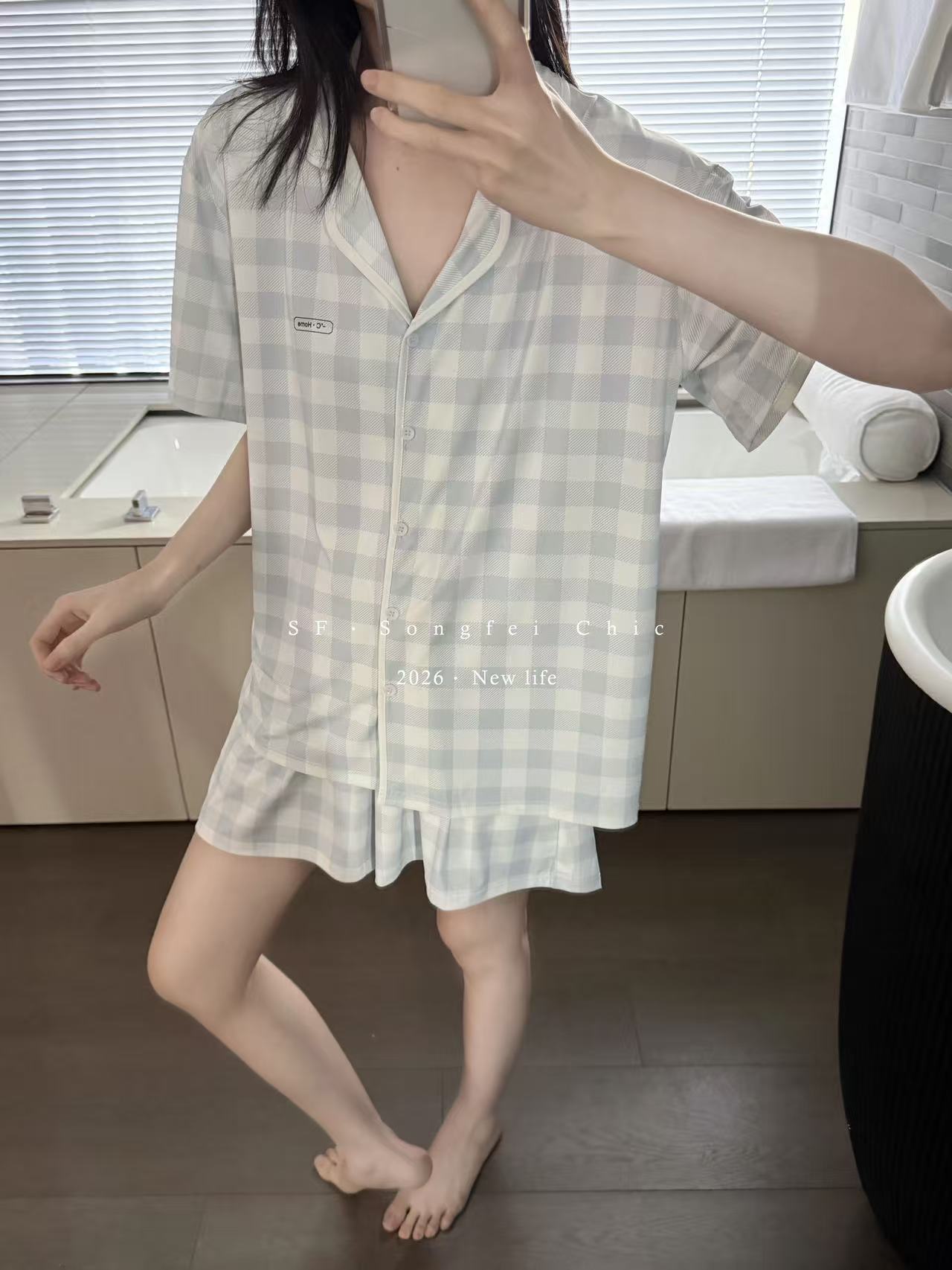 격자 무늬 블루