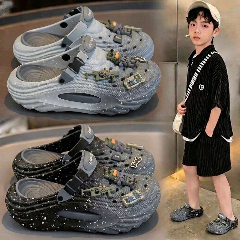 Children's gradient color clogs for boys, summer outdoor wear, non-slip, arch support, thick-soled, wear-resistant, parent-child sandals for girls