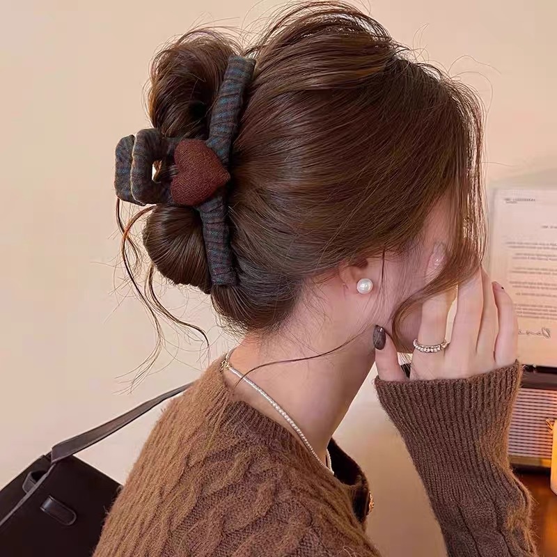 59#Blue and coffee striped fabric-wrapped orange heart, approximately 13cm