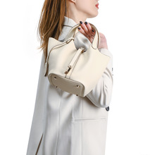 ����Ů2026�¿��p�ݸ߼�������ˮͰ����Ƥ�˻@�Ӱ������������