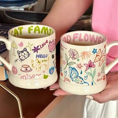 高颜値マグカップ童趣味落書き蝶クリーム色陶磁器カップオフィスコーヒーカップカップル朝食カップ