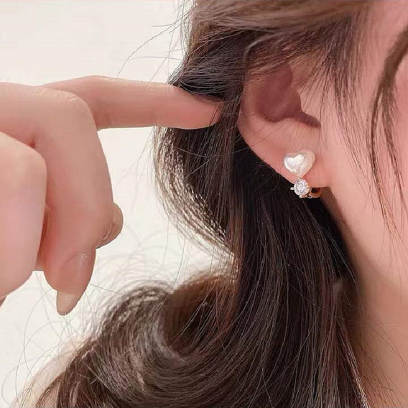 6B708 White (2)